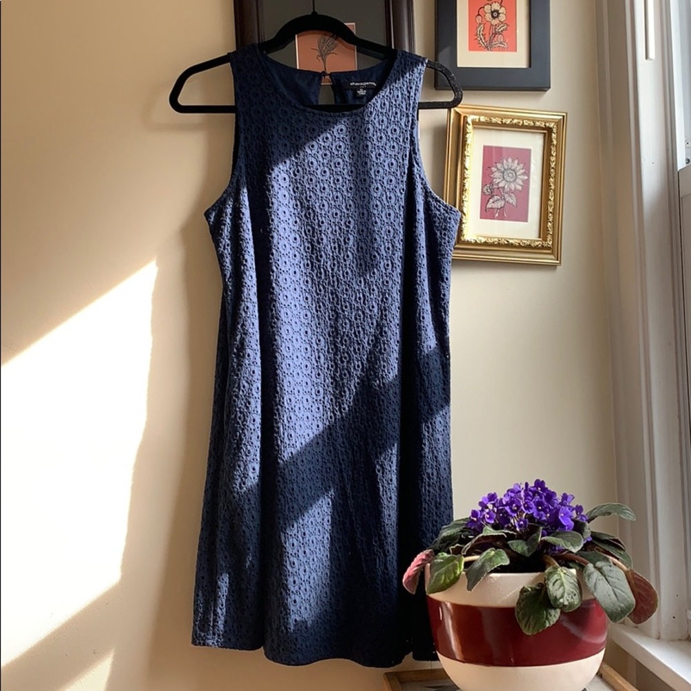 Navy blue midi dress!